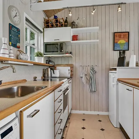 بيت للعطل 4 Bedroom Gorgeous In Rudkbing