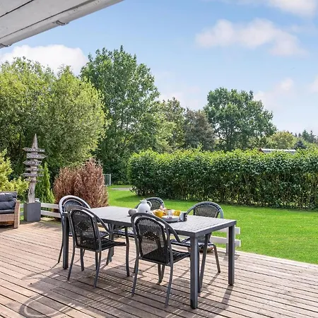 بيت للعطل 4 Bedroom Gorgeous In Rudkbing Spodsbjerg